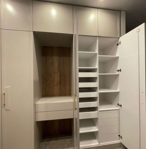 Встроенные распашные шкафы-Встроенный шкаф с распашными дверями «Модель 37»-фото4